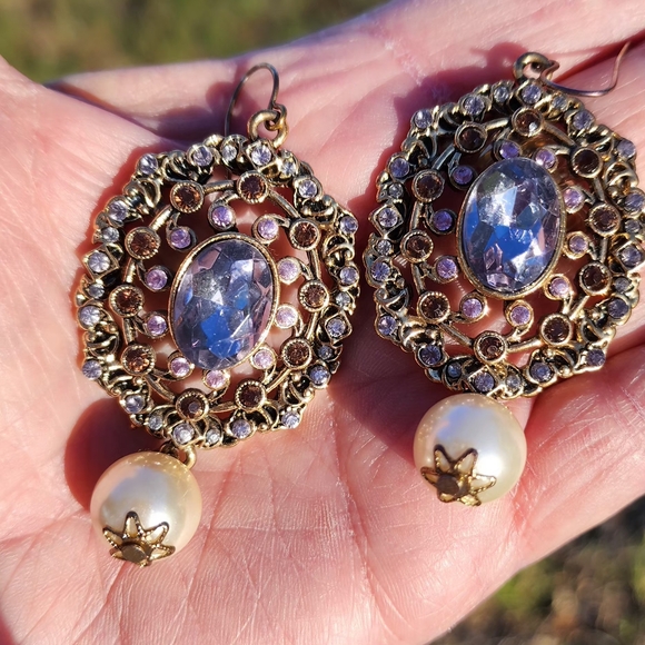Elegant Costume Gold, Purple And Pearl Earrings - Picture 2 of 4